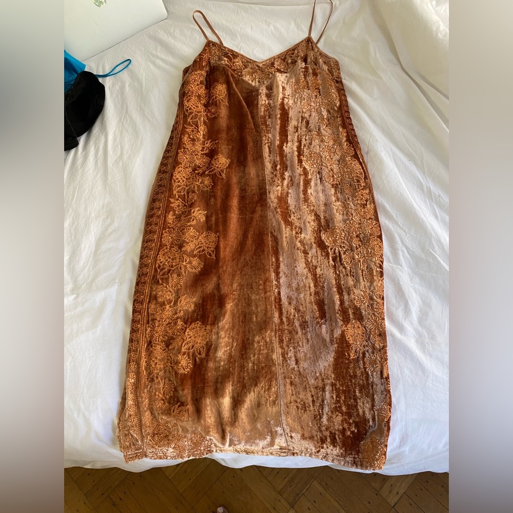 Never worn Anthropologie petite midi dress